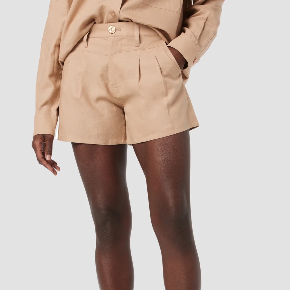 Hudson Jeans Women's Beige Shorts